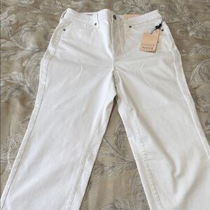 NYDJ Women's Capri Straight Leg White Jeans
